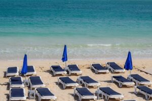 Hamacas en playas en la fase 2
