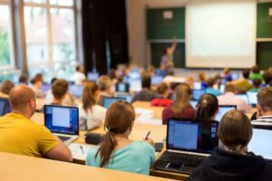 becas Erasmus para estudiantes gomeros